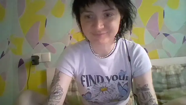 Snapshot of Diana_sosala chatting on 07-10-26, 03:47 Diana sosala online show from 07-10-26, 03:47