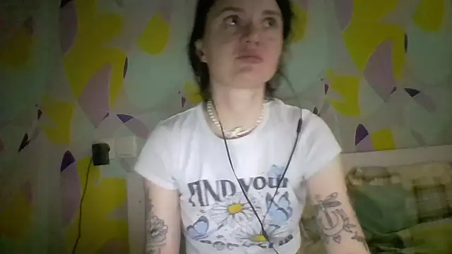 Snapshot of Diana_sosala chatting on 07-11-26, 03:59 Diana sosala online show from 07-11-26, 03:59