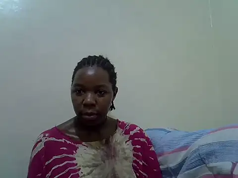 Snapshot of cudlecanvas chatting on 06-20-26, 04:10 cudlecanvas online show from 06-20-26, 04:10