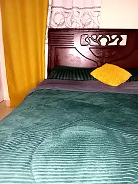 sexy girlyee online show from 06-12-26, 05:12