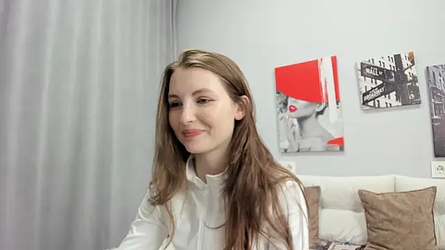 Shyly  Lisa online show from 05-30-26, 01:35