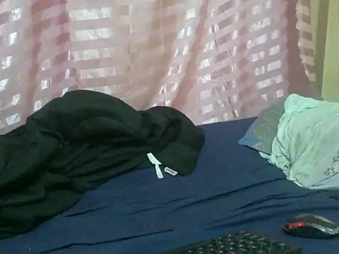 naughty-slender online show from 06-23-26, 04:21
