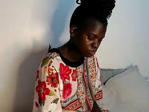 chichie  online show from 05-31-26, 01:25
