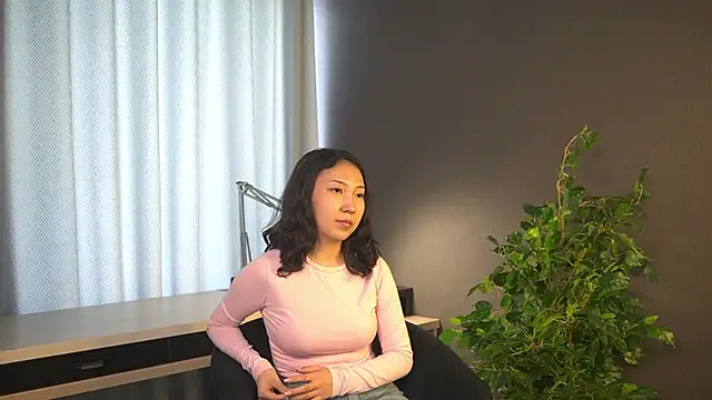KeithaNolder online show from 05-17-26, 08:23