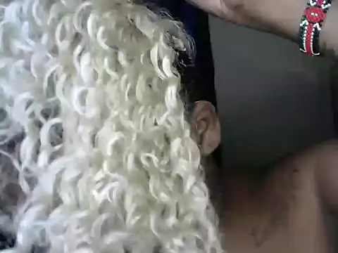 Snapshot of Spicequeen23 chatting on 06-06-26, 05:50 Spicequeen23 online show from 06-06-26, 05:50