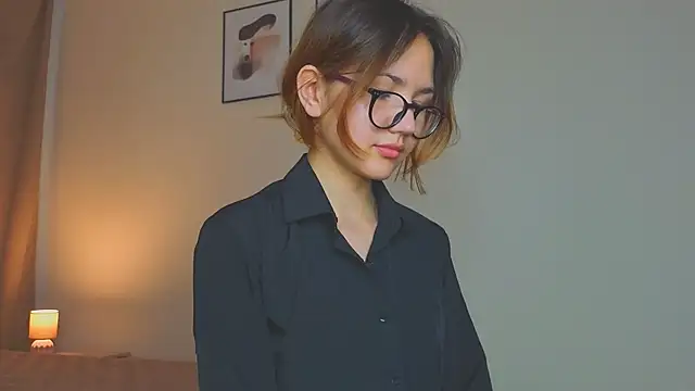 FrediaPfeiff online show from 06-25-26, 04:12