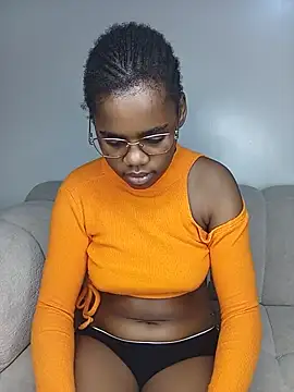 softglamqueen online show from 06-30-26, 03:29