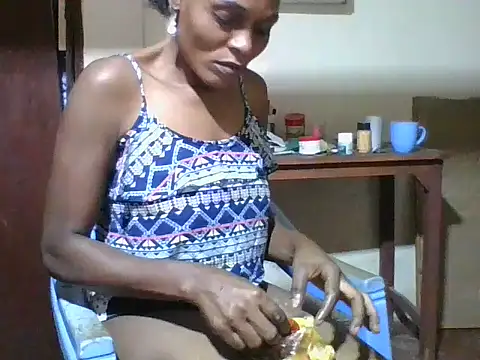 Ebonyqueen4 online show from 06-15-26, 03:36
