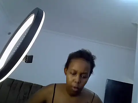 Bianca0011 online show from 06-04-26, 01:39