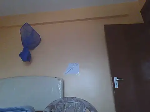 Snapshot of pinky-lips chatting on 06-18-26, 09:14 pinky-lips online show from 06-18-26, 09:14