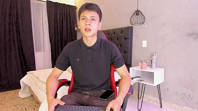 zam noir online show from 06-23-26, 07:45
