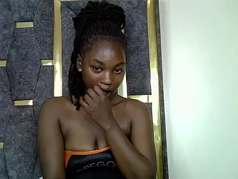 Snapshot of catalina245 chatting on 06-05-26, 10:21 catalina245 online show from 06-05-26, 10:21