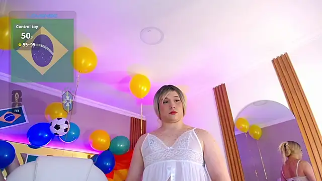 Tiffany Valentiine online show from 06-15-26, 10:56