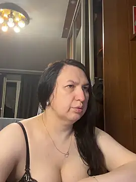 EvaBeautyXxX online show from 06-13-26, 10:51