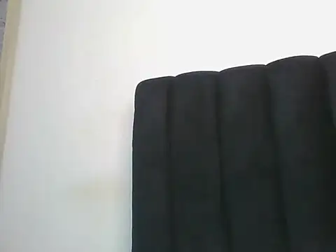 Snapshot of Ebonysexy_doll chatting on 06-26-26, 01:15 Ebonysexy doll online show from 06-26-26, 01:15
