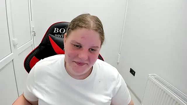 Bella shyy  online show from 06-19-26, 12:20