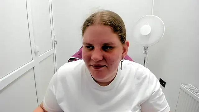 Bella shyy  online show from 07-08-26, 02:21