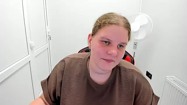 Bella shyy  online show from 07-16-26, 02:34