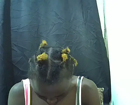 Cutteypeach online show from 06-09-26, 10:05