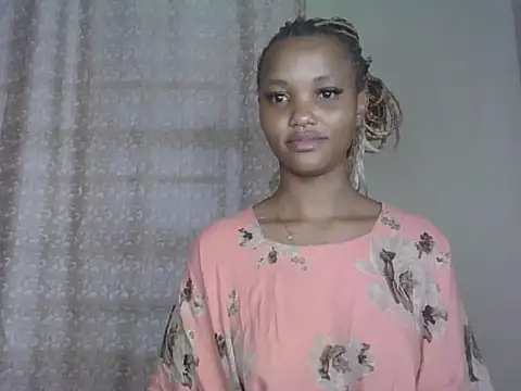 Snapshot of PrettyT5 chatting on 06-29-26, 06:19 PrettyT5 online show from 06-29-26, 06:19
