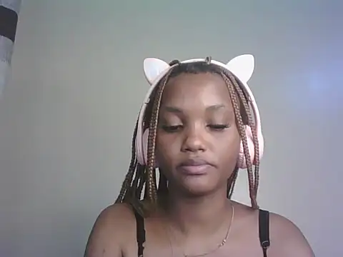 Snapshot of PrettyT5 chatting on 07-09-26, 08:46 PrettyT5 online show from 07-09-26, 08:46