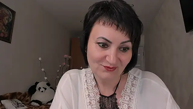 Helen Beller online show from 06-26-26, 02:10