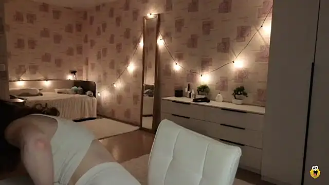 Megan swiftss online show from 07-23-26, 07:12