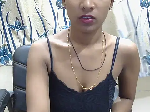 Snapshot of BabyQueen23 chatting on 06-02-26, 05:31 BabyQueen23 online show from 06-02-26, 05:31
