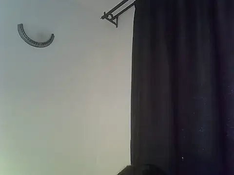 Snapshot of Luna_en_Gee chatting on 05-24-26, 11:04 Luna en Gee online show from 05-24-26, 11:04