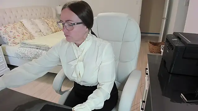 Snapshot of Vika73 chatting on 09-09-25, 12:59 Vika73 online show from 09-09-25, 12:59