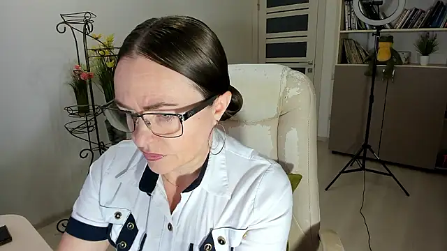 Snapshot of Vika73 chatting on 01-13-26, 06:51 Vika73 online show from 01-13-26, 06:51