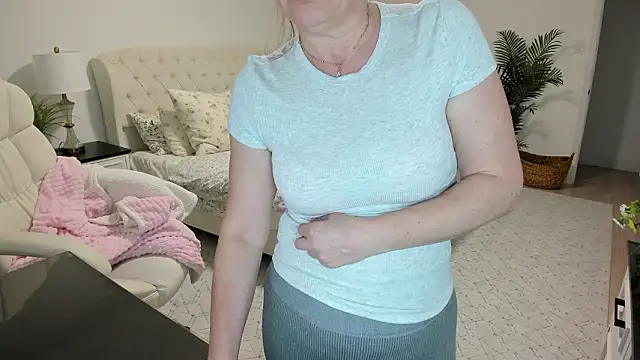 Vika73 online show from 03-11-26, 11:05