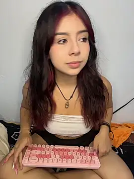 softdoll-  online show from 06-18-26, 08:46