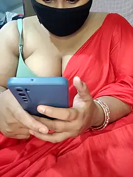 Snapshot of shaik35f chatting on 06-17-26, 07:48 shaik35f online show from 06-17-26, 07:48