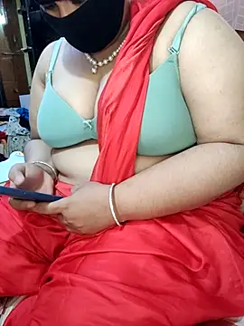 Snapshot of shaik35f chatting on 06-18-26, 07:52 shaik35f online show from 06-18-26, 07:52