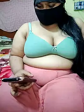 Snapshot of shaik35f chatting on 07-27-26, 04:36 shaik35f online show from 07-27-26, 04:36