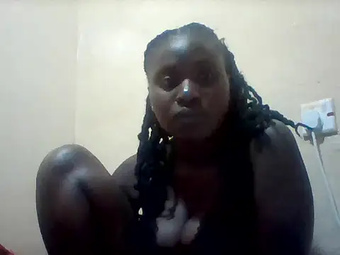 queen sessely online show from 05-17-26, 04:36