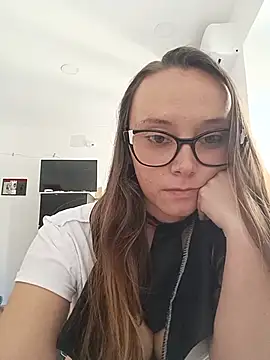MissDiavoletta online show from 05-17-26, 12:45