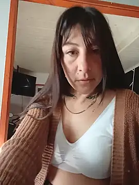 guapitaaa love online show from 06-21-26, 02:08