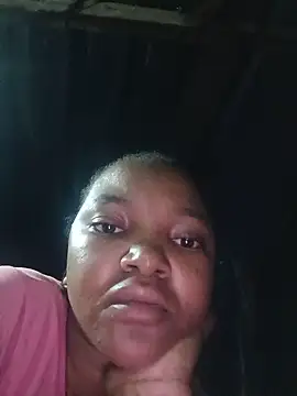 Snapshot of SexySisa chatting on 06-16-26, 04:15 SexySisa online show from 06-16-26, 04:15