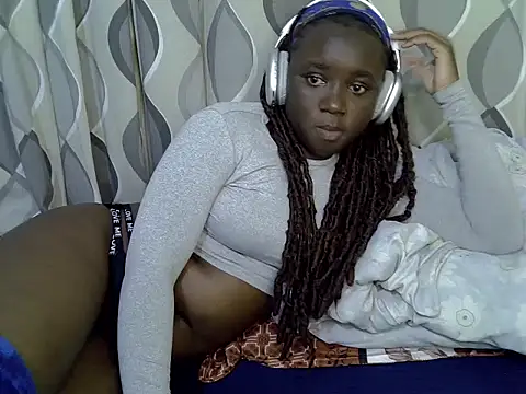 cute gee5 online show from 06-14-26, 08:05