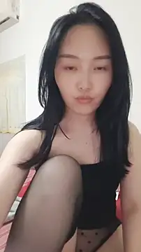 lylxili online show from 06-14-26, 01:57