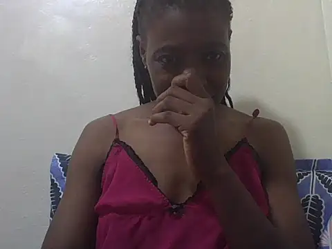 Snapshot of Eebony_Bubbly chatting on 05-19-26, 08:26 Eebony Bubbly online show from 05-19-26, 08:26