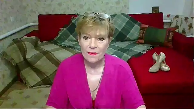 Snapshot of SamantaxFocs chatting on 06-03-26, 03:42 SamantaxFocs online show from 06-03-26, 03:42