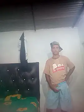 soymartinez2004 online show from 06-07-26, 01:43