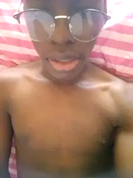 Snapshot of koko_nut chatting on 05-19-26, 11:16 koko nut online show from 05-19-26, 11:16