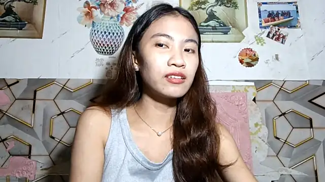 Snapshot of DeeannGunby chatting on 07-16-26, 03:07 DeeannGunby online show from 07-16-26, 03:07