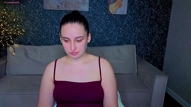 Elizabet Colllins online show from 06-28-26, 01:00