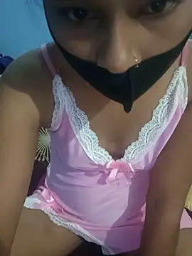 Snapshot of Naughty-Savi chatting on 06-18-26, 08:58 Naughty-Savi online show from 06-18-26, 08:58