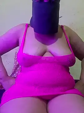 Snapshot of chirin_sexy chatting on 07-15-26, 04:56 chirin sexy online show from 07-15-26, 04:56
